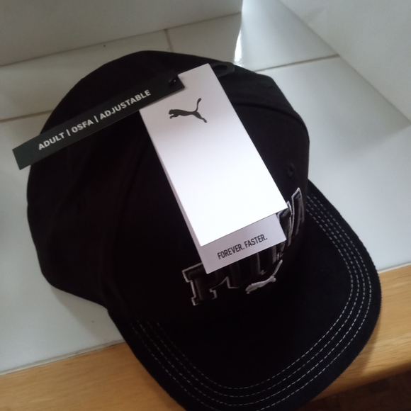 PUMA Black Cap with White Logo - Picture 3 of 7